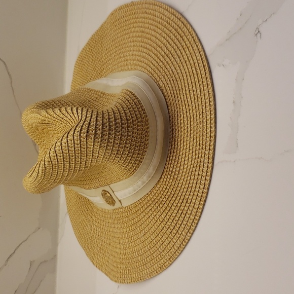 Vince Camuto Accessories - Vince Camuto 100% Paper Hat Ribbon O/S Womens Summer Hat